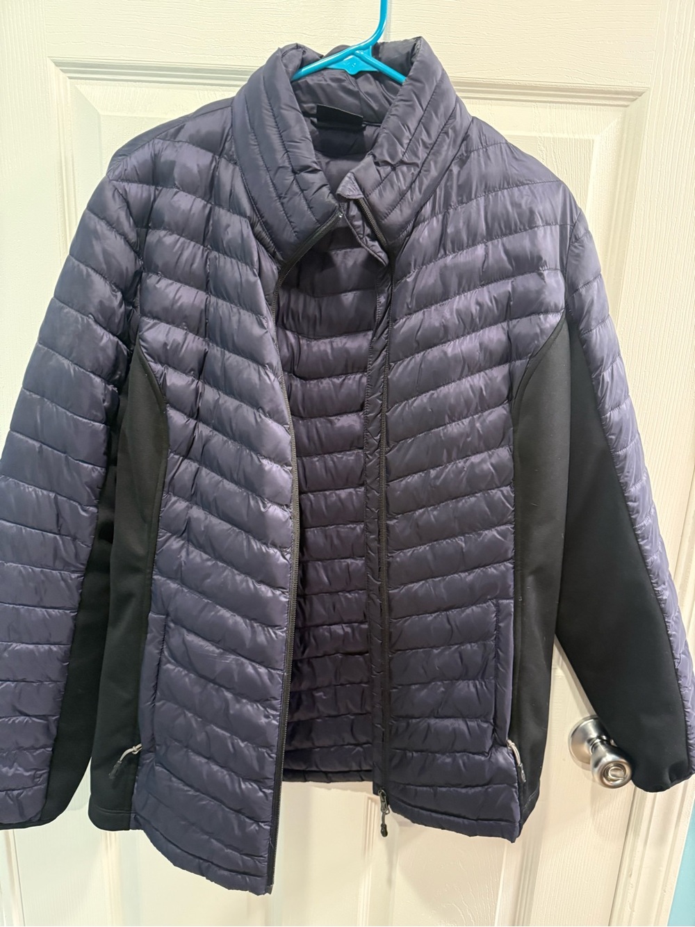 Womens Quilted Navy Hybrid Jacket